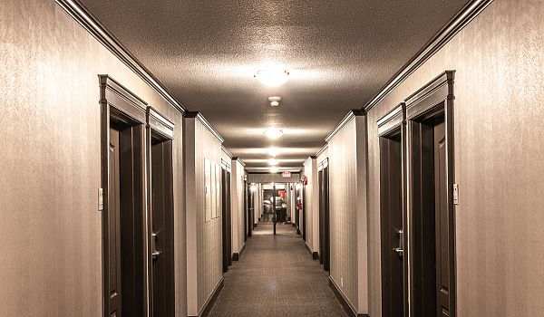 Prestige Inn Golden Hallway & Details